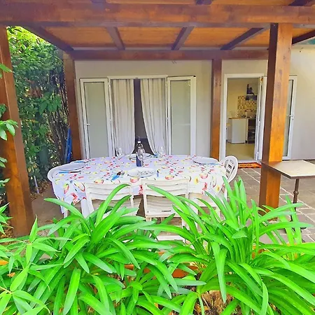 Apartamento Marina Di Monolocale Con Porticato Pietrasanta