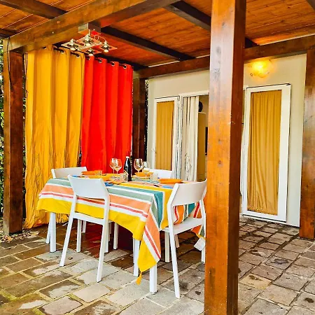 Apartamento Marina Di Monolocale Con Porticato